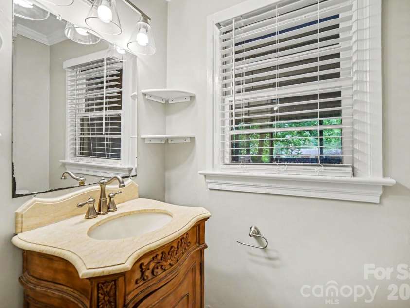 704 1st Avenue Place, Conover, NC 28613.  MLS# CAR4410587, YatesRealty ID 41244. 
