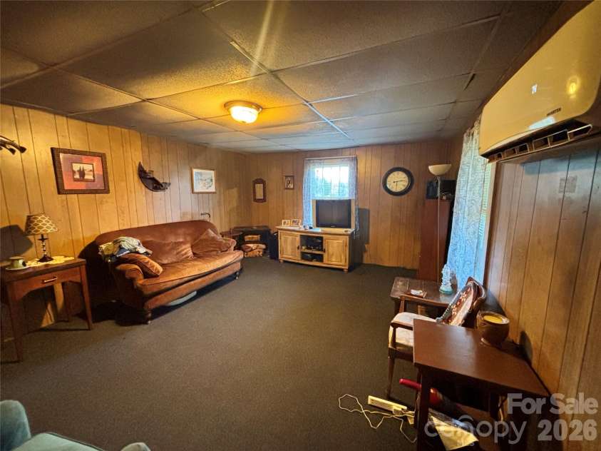 1102 Regal Place, Lenoir, NC 28645.  MLS# CAR4410946, YatesRealty ID 41245. 