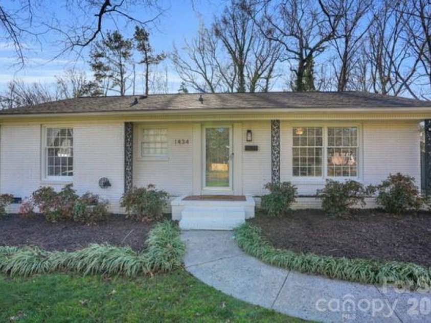 1434 Edgewater Drive, Charlotte, NC 28210.  MLS# CAR4336826, YatesRealty ID 4125. 