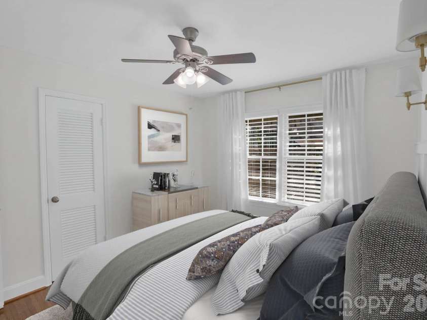 1434 Edgewater Drive, Charlotte, NC 28210.  MLS# CAR4336826, YatesRealty ID 4125. 