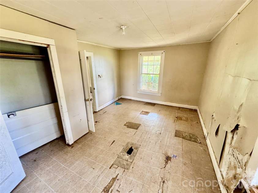 1315 Harmony Highway, Hamptonville, NC 27020.  MLS# CAR4411163, YatesRealty ID 41250. 