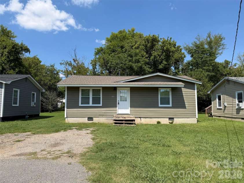 368 Baker Street, Rock Hill, SC 29730.  MLS# CAR4411204, YatesRealty ID 41254. 