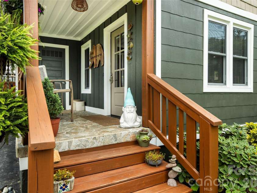 357 Country Club Road, Brevard, NC 28712.  MLS# CAR4411226, YatesRealty ID 41258. 