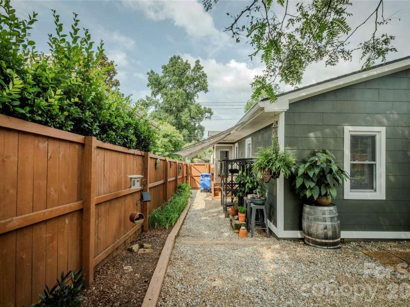 357 Country Club Road, Brevard, NC 28712.  MLS# CAR4411226, YatesRealty ID 41258. 