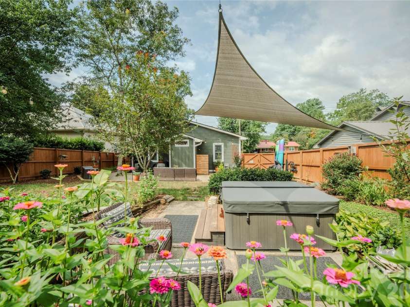 357 Country Club Road, Brevard, NC 28712.  MLS# CAR4411226, YatesRealty ID 41258. 
