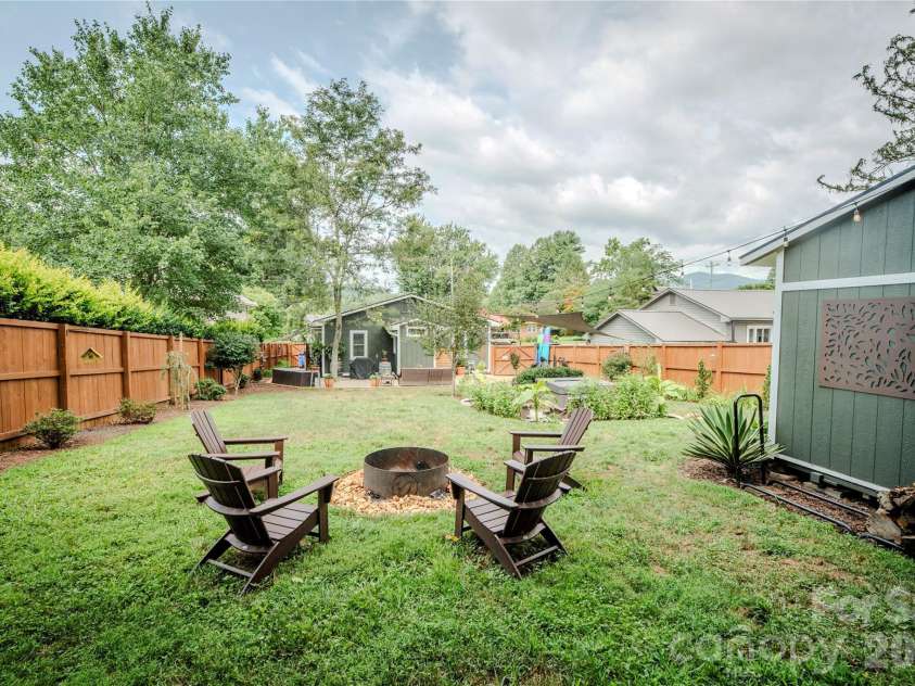 357 Country Club Road, Brevard, NC 28712.  MLS# CAR4411226, YatesRealty ID 41258. 