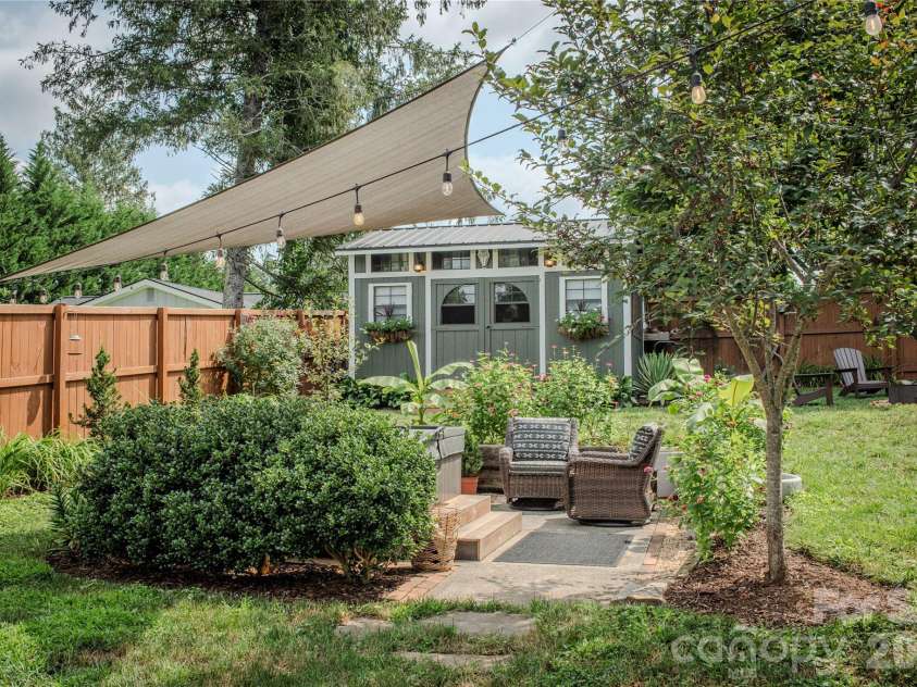 357 Country Club Road, Brevard, NC 28712.  MLS# CAR4411226, YatesRealty ID 41258. 