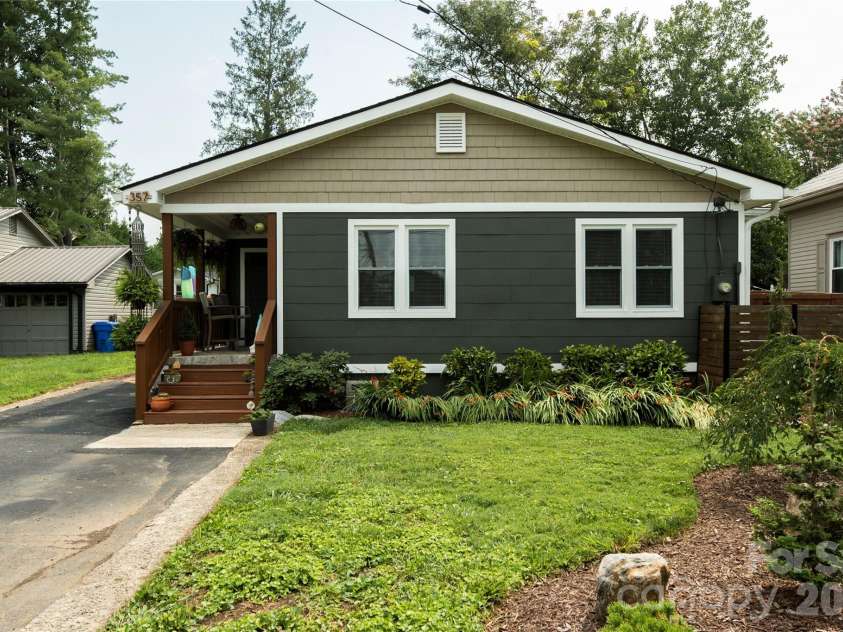 357 Country Club Road, Brevard, NC 28712.  MLS# CAR4411226, YatesRealty ID 41258. 