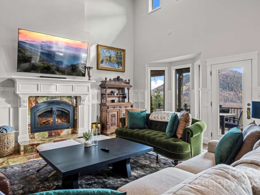 92 Bird Creek Estates Road, Black Mountain, NC 28711.  MLS# CAR4230693, YatesRealty ID 4126. 