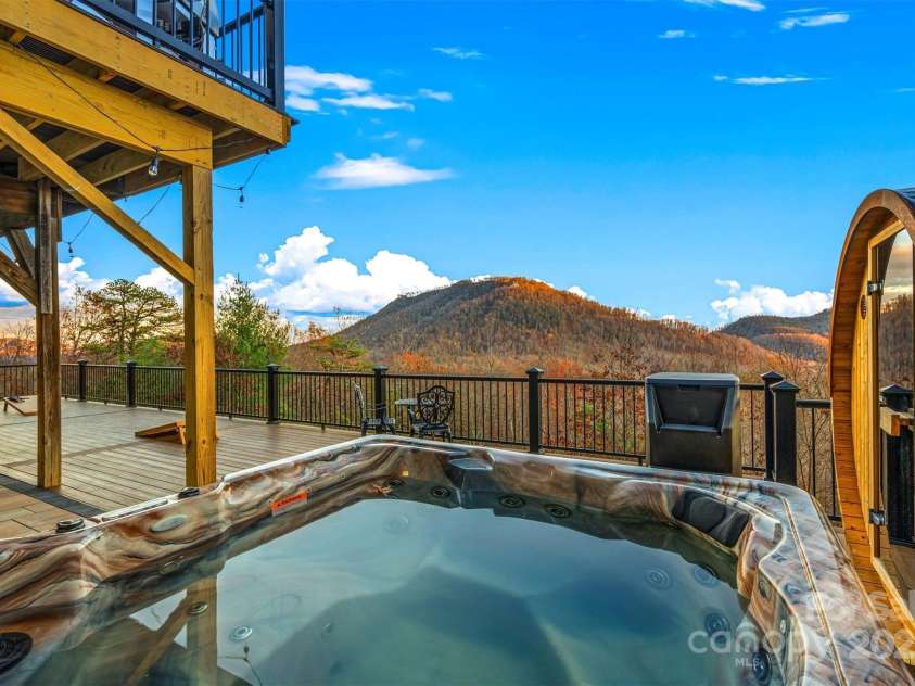 92 Bird Creek Estates Road, Black Mountain, NC 28711.  MLS# CAR4230693, YatesRealty ID 4126. 