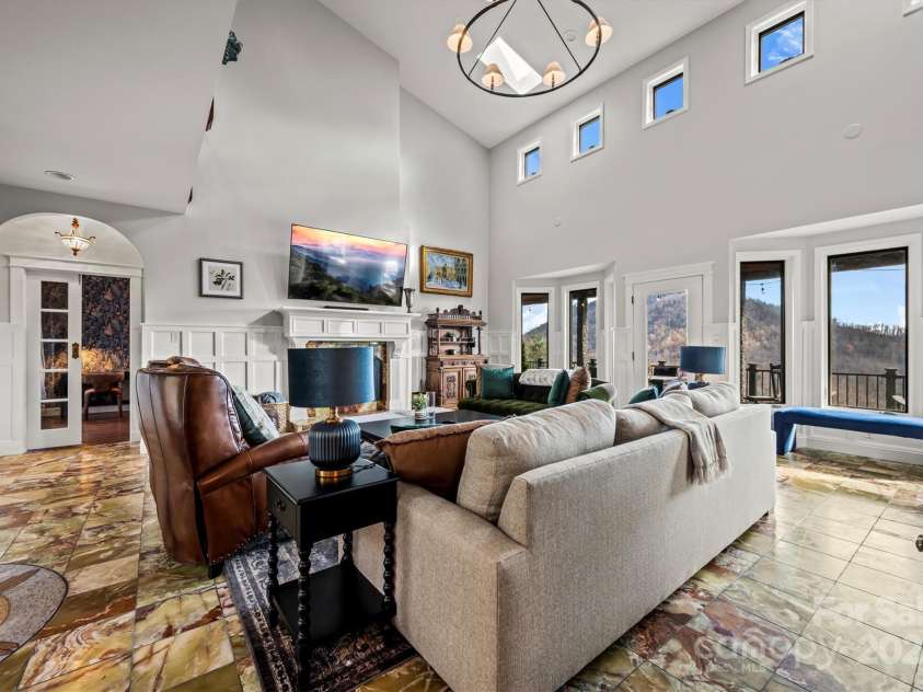 92 Bird Creek Estates Road, Black Mountain, NC 28711.  MLS# CAR4230693, YatesRealty ID 4126. 