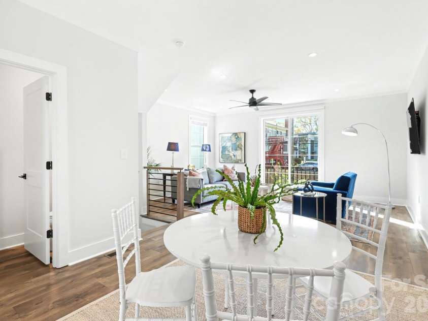 1302 10th Street, Charlotte, NC 28204.  MLS# CAR4362381, YatesRealty ID 41262. 