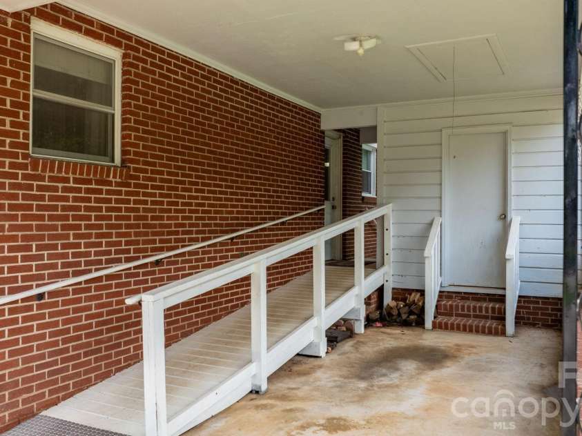704 4th Street, Conover, NC 28613.  MLS# CAR4403036, YatesRealty ID 41265. 