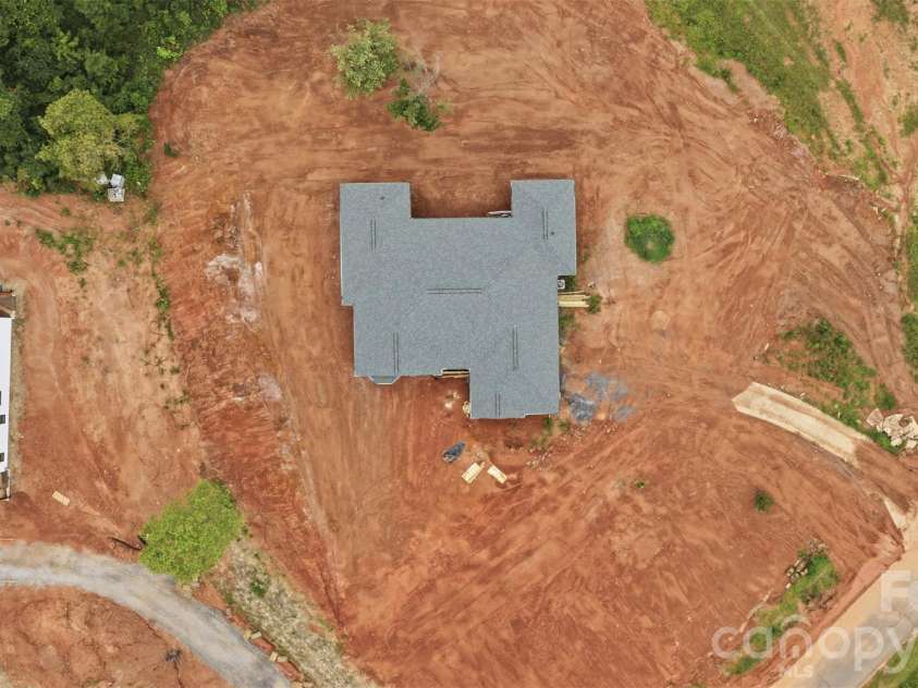 3242 Cornwell Drive, Morganton, NC 28655.  MLS# CAR4408595, YatesRealty ID 41266. 