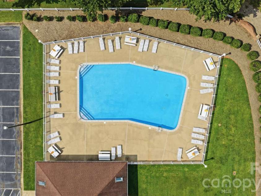 3242 Cornwell Drive, Morganton, NC 28655.  MLS# CAR4408595, YatesRealty ID 41266. 