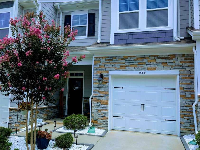 626 Altamonte Drive, Clover, SC 29710.  MLS# CAR4408491, YatesRealty ID 41267. 