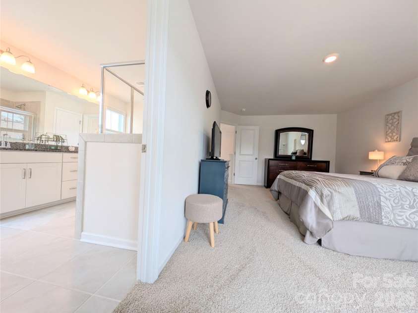 644 Altamonte Drive, Clover, SC 29710.  MLS# CAR4406415, YatesRealty ID 41269. 
