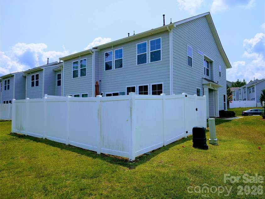 644 Altamonte Drive, Clover, SC 29710.  MLS# CAR4406415, YatesRealty ID 41269. 
