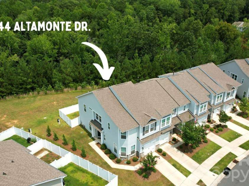644 Altamonte Drive, Clover, SC 29710.  MLS# CAR4406415, YatesRealty ID 41269. 
