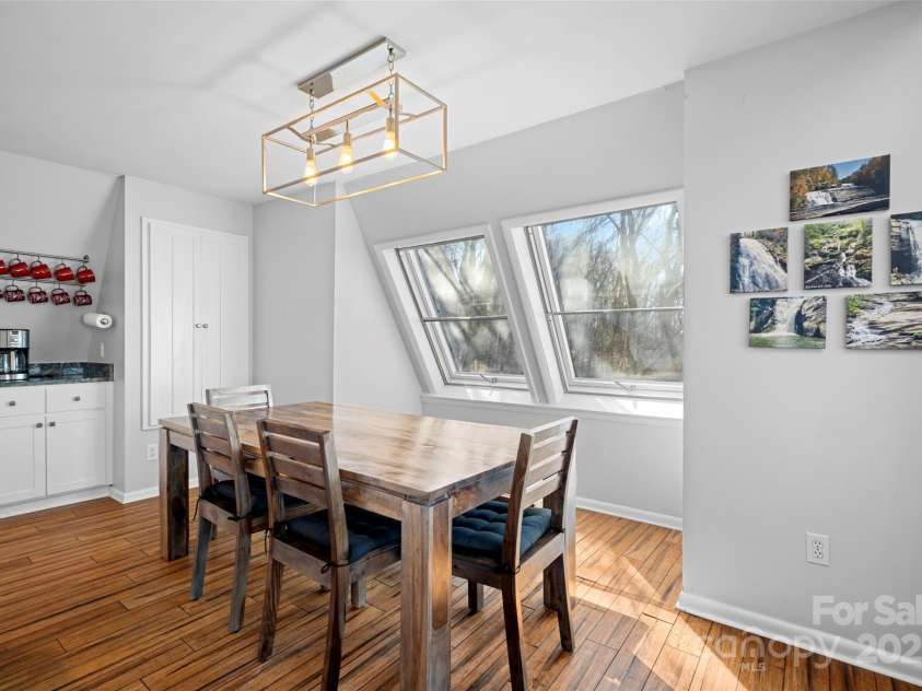 585 Granny Lewis Lane, Mars Hill, NC 28754.  MLS# CAR4241096, YatesRealty ID 4127. 