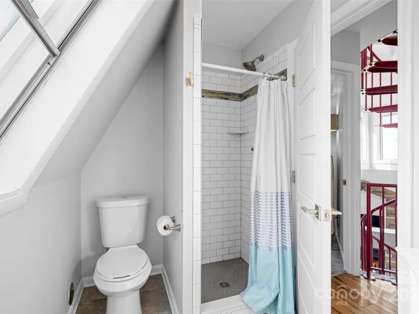 585 Granny Lewis Lane, Mars Hill, NC 28754.  MLS# CAR4241096, YatesRealty ID 4127. 