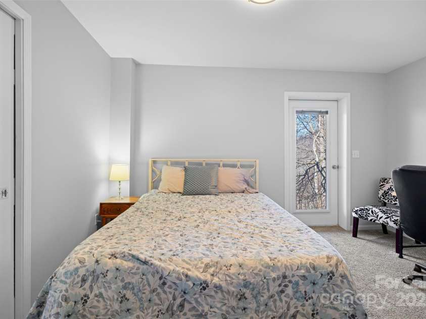 585 Granny Lewis Lane, Mars Hill, NC 28754.  MLS# CAR4241096, YatesRealty ID 4127. 