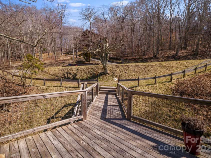 585 Granny Lewis Lane, Mars Hill, NC 28754.  MLS# CAR4241096, YatesRealty ID 4127. 