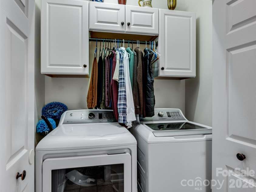 8515 Kilty Court, Charlotte, NC 28269.  MLS# CAR4337708, YatesRealty ID 4127. 