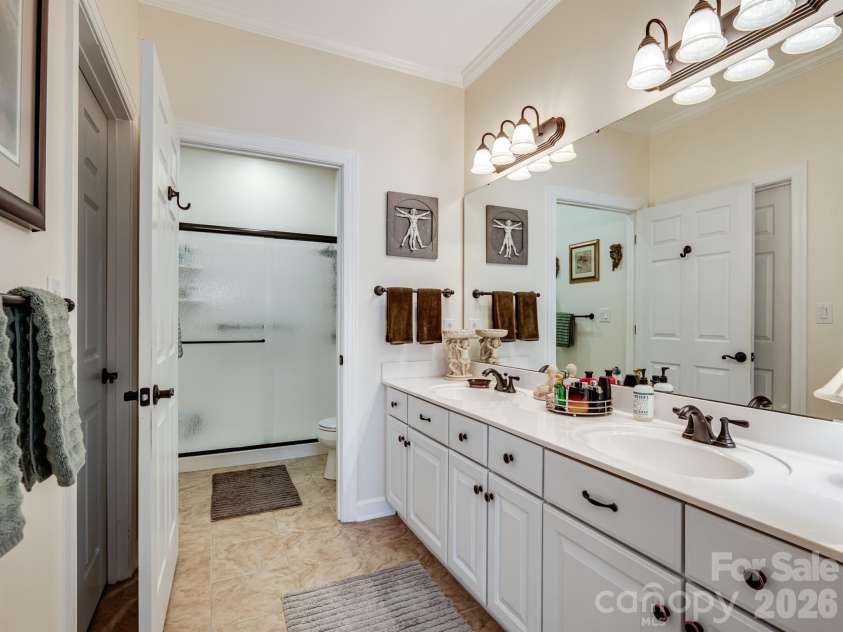 8515 Kilty Court, Charlotte, NC 28269.  MLS# CAR4337708, YatesRealty ID 4127. 