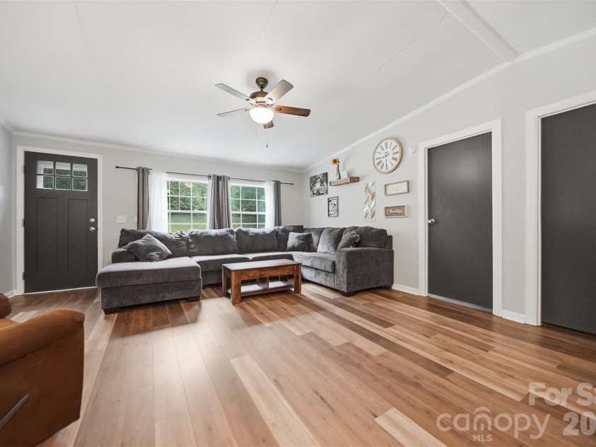 2932 Loop Road, Lincolnton, NC 28092.  MLS# CAR4407689, YatesRealty ID 41270. 
