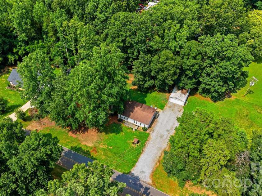 2932 Loop Road, Lincolnton, NC 28092.  MLS# CAR4407689, YatesRealty ID 41270. 