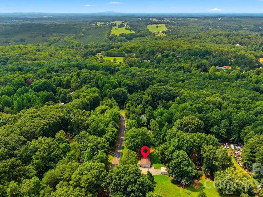 2932 Loop Road, Lincolnton, NC 28092.  MLS# CAR4407689, YatesRealty ID 41270. 