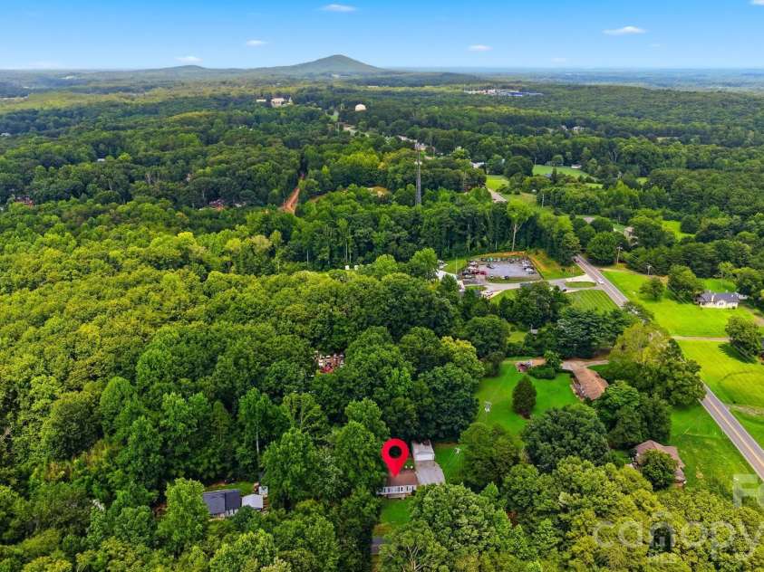 2932 Loop Road, Lincolnton, NC 28092.  MLS# CAR4407689, YatesRealty ID 41270. 