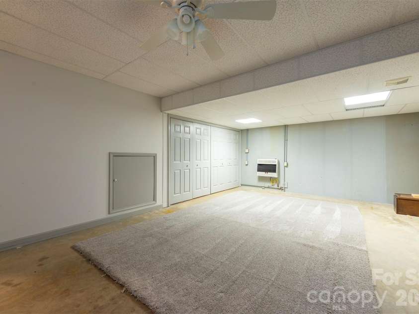 90 Pine Forest Drive, Weaverville, NC 28787.  MLS# CAR4407692, YatesRealty ID 41271. 
