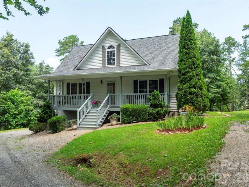 90 Pine Forest Drive, Weaverville, NC 28787.  MLS# CAR4407692, YatesRealty ID 41271. 
