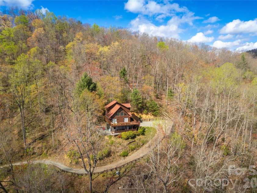6006 Waterfalls Road, Lenoir, NC 28645.  MLS# CAR4403385, YatesRealty ID 41272. 
