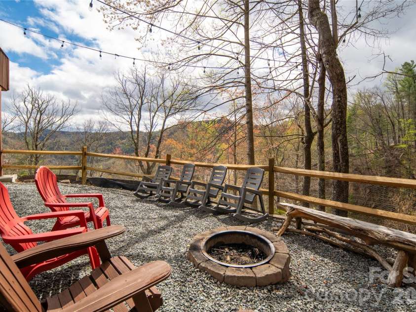 6006 Waterfalls Road, Lenoir, NC 28645.  MLS# CAR4403385, YatesRealty ID 41272. 