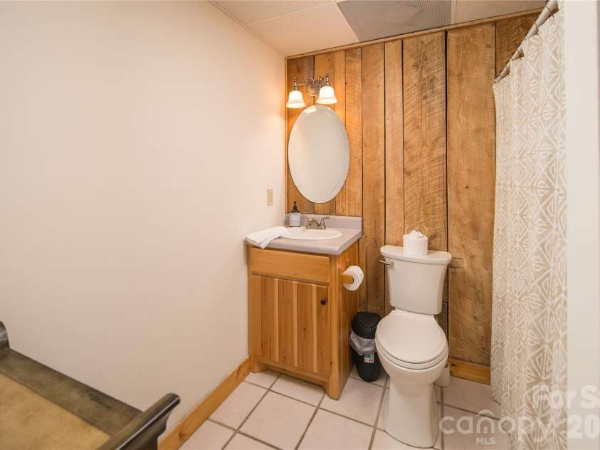 6006 Waterfalls Road, Lenoir, NC 28645.  MLS# CAR4403385, YatesRealty ID 41272. 