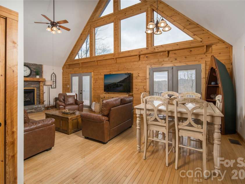 6006 Waterfalls Road, Lenoir, NC 28645.  MLS# CAR4403385, YatesRealty ID 41272. 