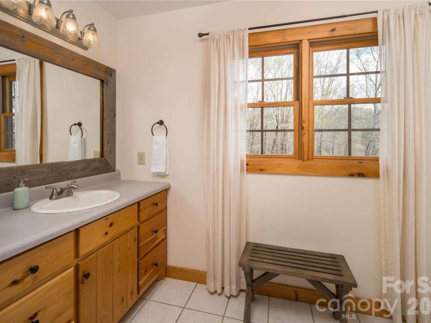 6006 Waterfalls Road, Lenoir, NC 28645.  MLS# CAR4403385, YatesRealty ID 41272. 