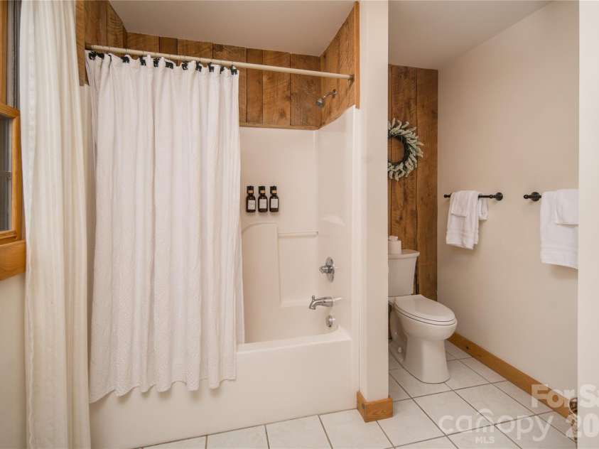 6006 Waterfalls Road, Lenoir, NC 28645.  MLS# CAR4403385, YatesRealty ID 41272. 
