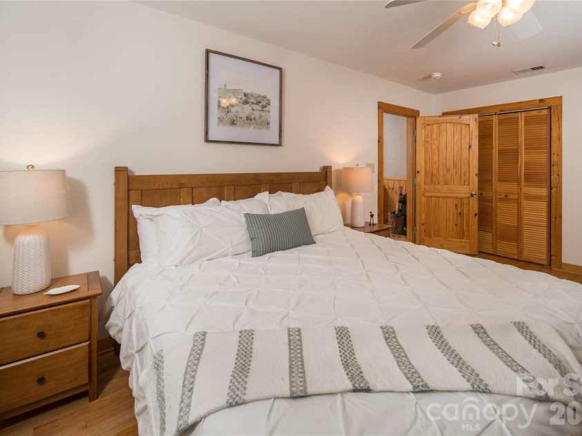 6006 Waterfalls Road, Lenoir, NC 28645.  MLS# CAR4403385, YatesRealty ID 41272. 