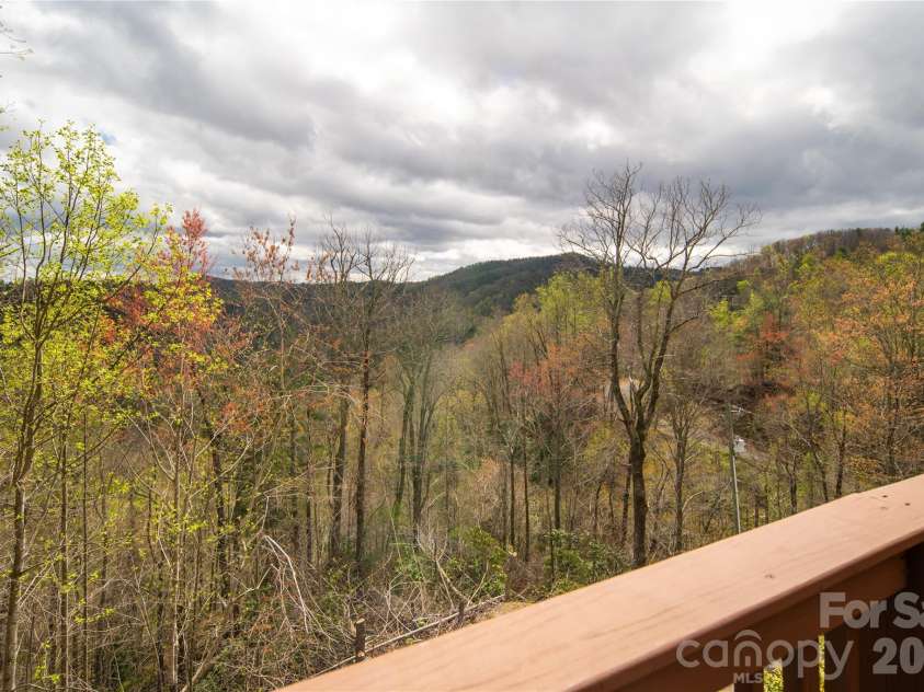 6006 Waterfalls Road, Lenoir, NC 28645.  MLS# CAR4403385, YatesRealty ID 41272. 
