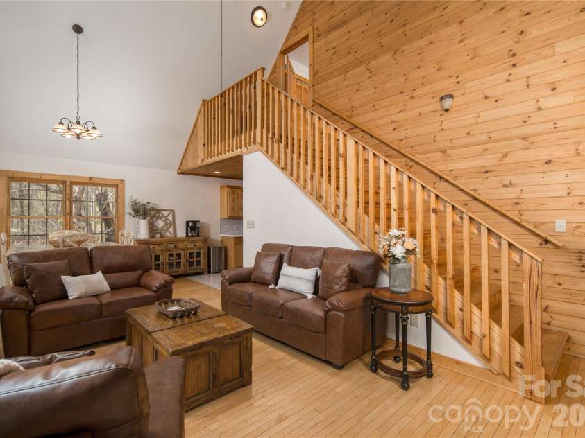 6006 Waterfalls Road, Lenoir, NC 28645.  MLS# CAR4403385, YatesRealty ID 41272. 