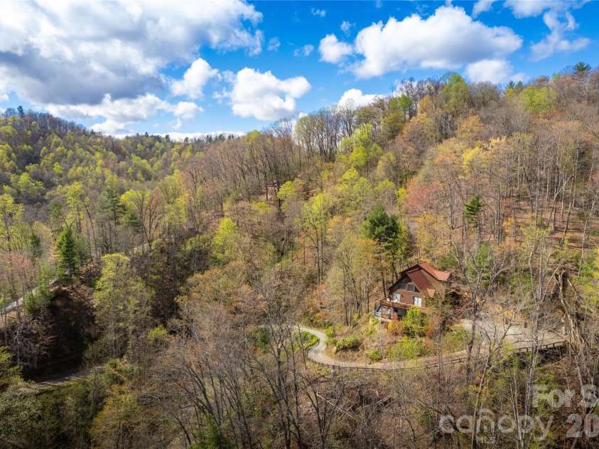 6006 Waterfalls Road, Lenoir, NC 28645.  MLS# CAR4403385, YatesRealty ID 41272. 