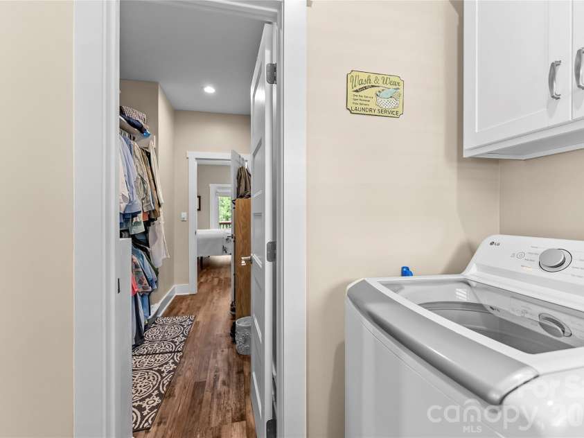 89 Greenwood Fields Drive, Asheville, NC 28804.  MLS# CAR4409418, YatesRealty ID 41274. 
