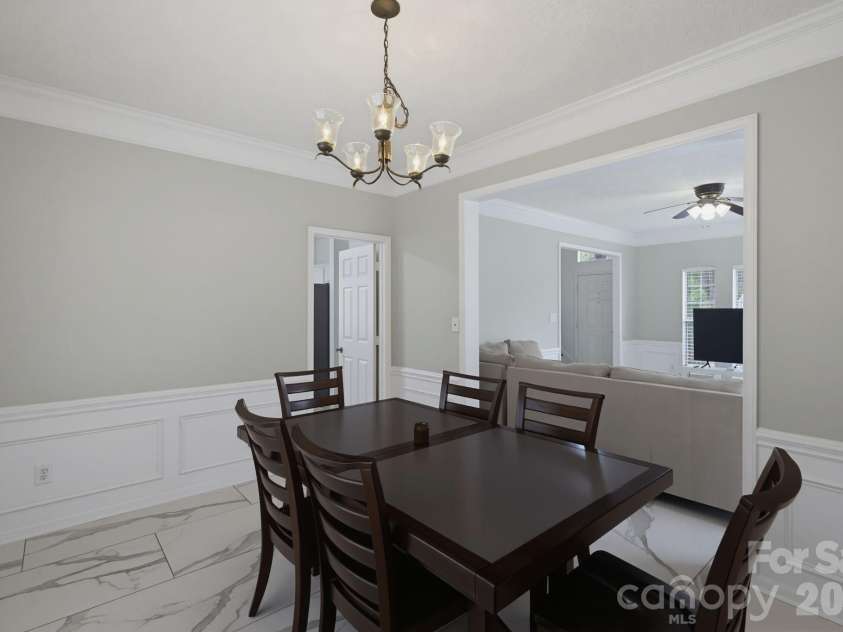 6813 Neuhoff Lane, Charlotte, NC 28269.  MLS# CAR4400846, YatesRealty ID 41276. 