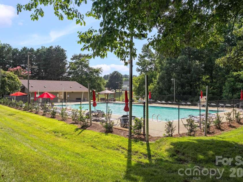 6813 Neuhoff Lane, Charlotte, NC 28269.  MLS# CAR4400846, YatesRealty ID 41276. 