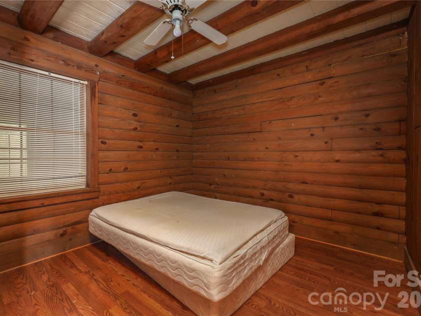 4988 Amick Lane, Liberty, NC 27298.  MLS# CAR4408844, YatesRealty ID 41277. 4995 Amick bedroom