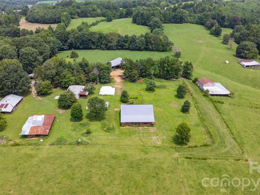 4988 Amick Lane, Liberty, NC 27298.  MLS# CAR4408844, YatesRealty ID 41277. 